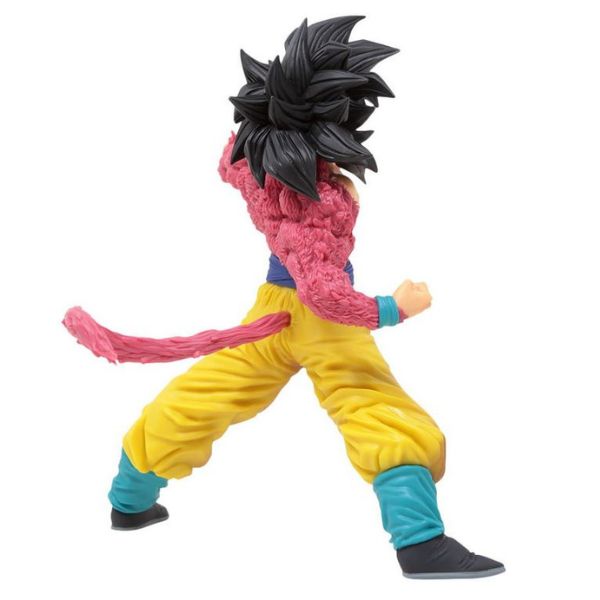 Dragon Ball GT: Super Saiyan 4 Son Goku